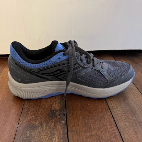 Saucony Running Shoes - Picture 4 of 5